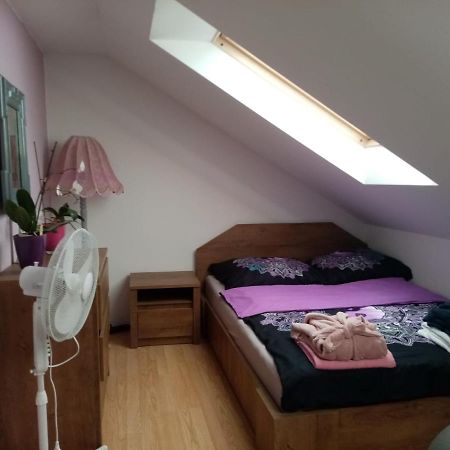 Апартаменты Podkrovni Apartman Tereza Румбурк Экстерьер фото